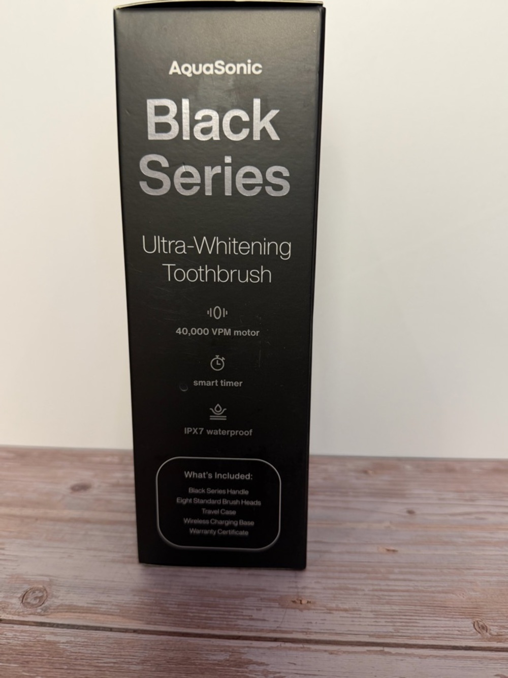 AquaSonic Black Series Electric Toothbrush - Ultra Whitening - Picture 2 of 4